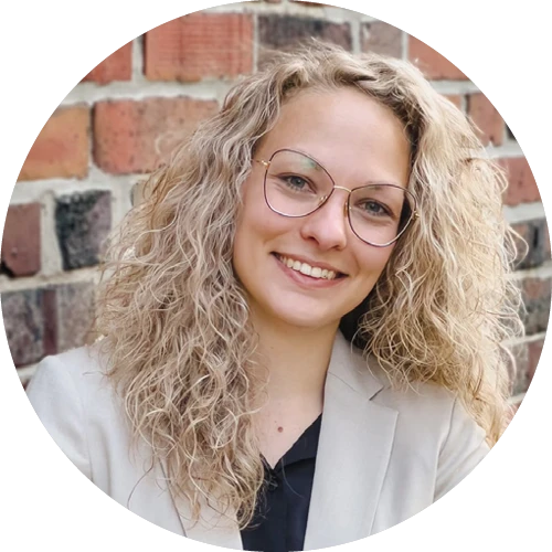 domeba Recruiterin Jaqueline Jahn