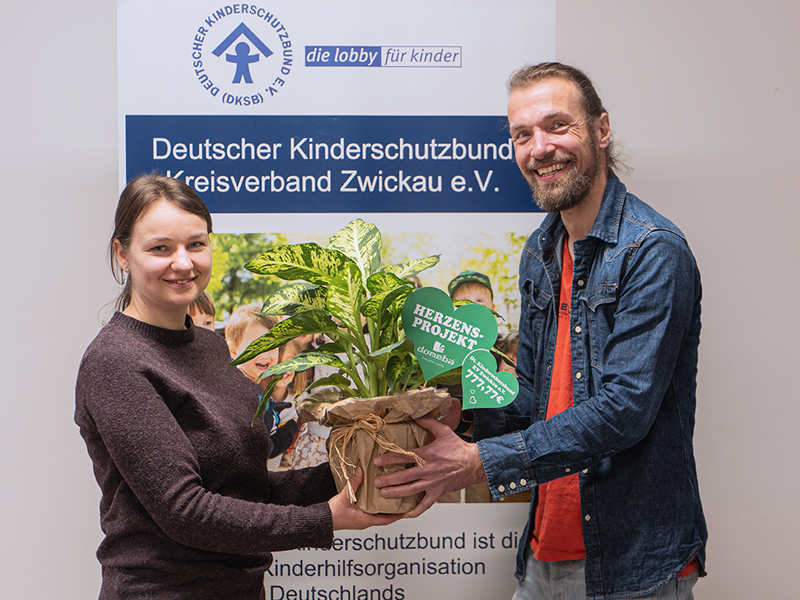 domeba zu Besuch beim deutschen Kinderschutzbund Kreisverband Zwickau e.V.